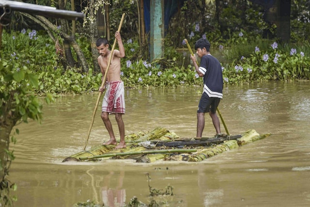 पूर्वोत्तर में और बिगड़ेंगे हालात? अब तक 34 की मौत, ब्रह्मपुत्र का रौद्र रूप