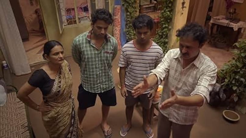 Gullak, Gullak Web Series, Gullak Defeated Mirzapur and Panchayat, Gullak ImDB Rating, Gullak Web Series Story, Highest ImDB Rating Indian Series Gullak, Gullak, Gullak, Gullak Web Series, Gullak, Gullak, Mirjapur and Panchayat Kalak IMD Rating, Story of Gullak Web Series, highest IMDB rating Indian series gullak