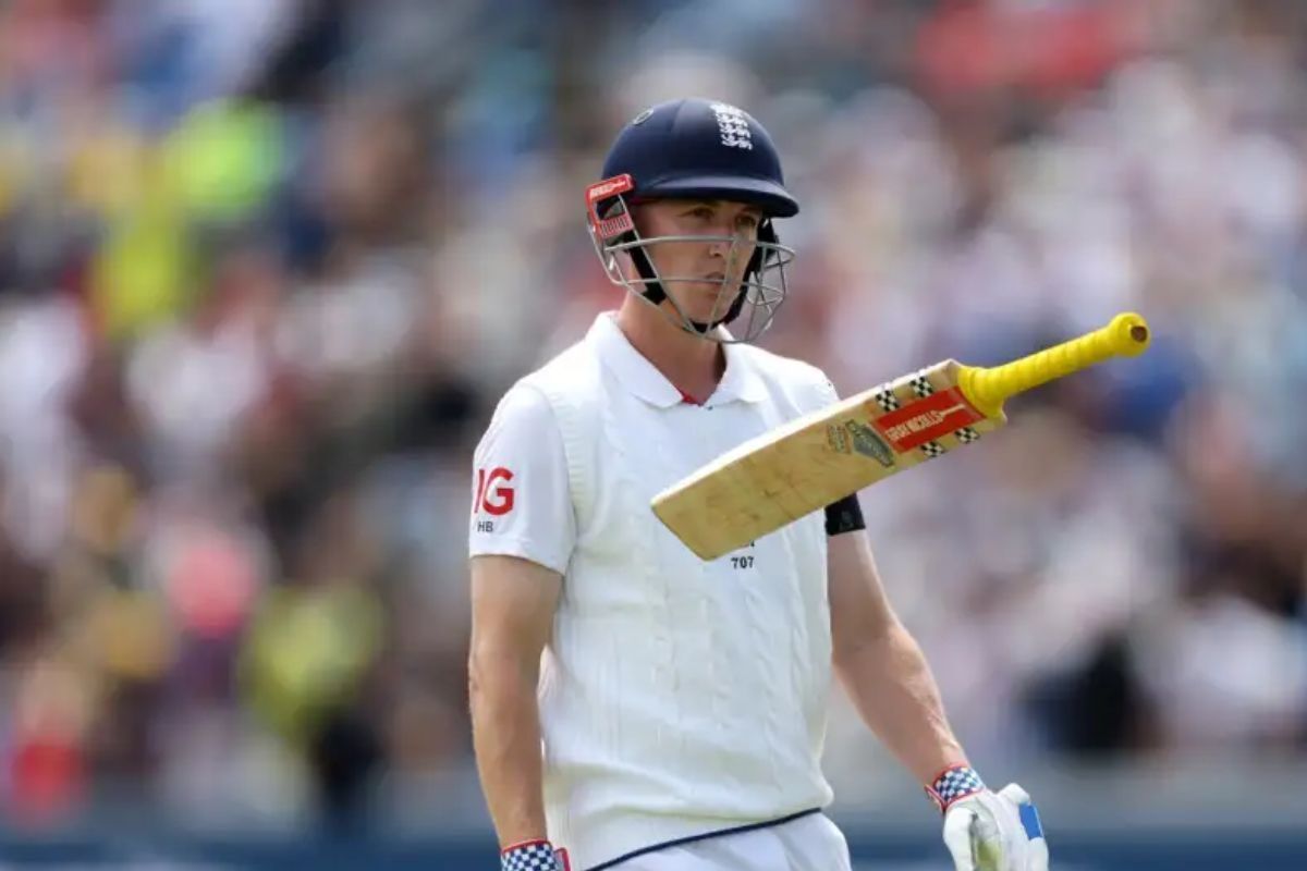 VIDEO: हैरी ब्रूक से भिड़ा भारतीय गेंदबाज, चौका पड़ा तो यूं निकाली भड़ास