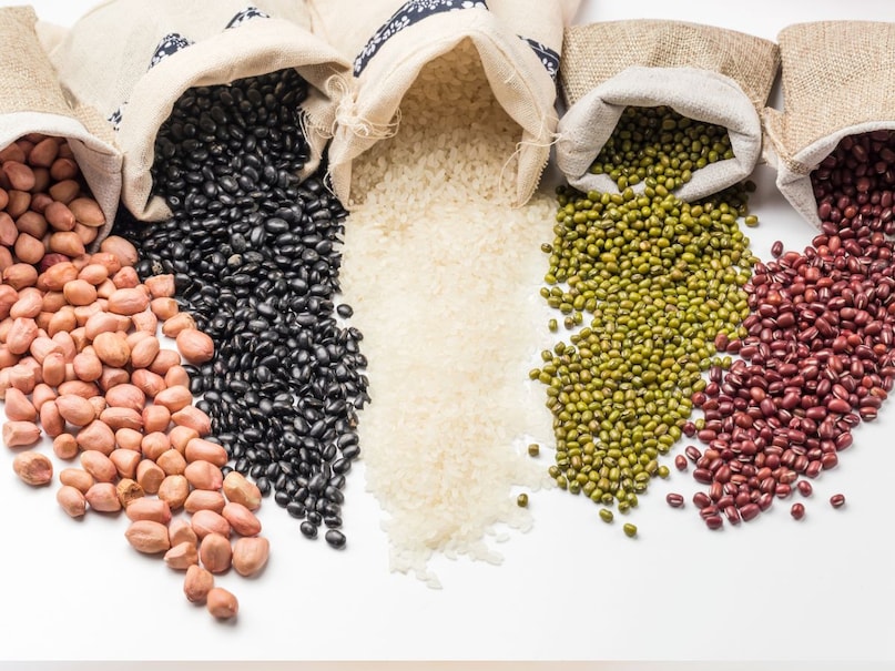 foods that are good for heart health, natural heart disease prevention foods, heart-healthy Indian diet, superfoods for heart patients, दिल के लिए हेल्दी डाइट, हृदय रोग से बचाव के उपाय, कोलेस्ट्रॉल कम करने वाले आहार foods that are good for heart health, natural heart disease prevention foods, heart-healthy Indian diet, superfoods for heart patients, दिल के लिए हेल्दी डाइट, हृदय रोग से बचाव के उपाय, कोलेस्ट्रॉल कम करने वाले आहार