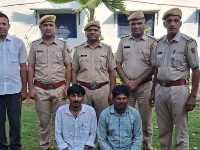 'गर्ल' को एक संदेश मिला, मैं अकेला हूँ ... रन-दौड़ा युवक तक पहुंच गया, जैसे ही उसने प्रवेश किया, कपड़े खोले 'गर्ल' को एक संदेश मिला, मैं अकेला हूँ ... रन-दौड़ा युवक तक पहुंच गया, जैसे ही उसने प्रवेश किया, कपड़े खोले