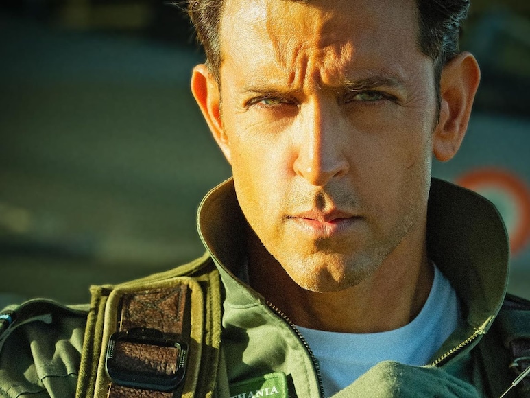 hrithik roshan (1)-2025-06-f49bd4e600bd76004a523a44365b3f62
