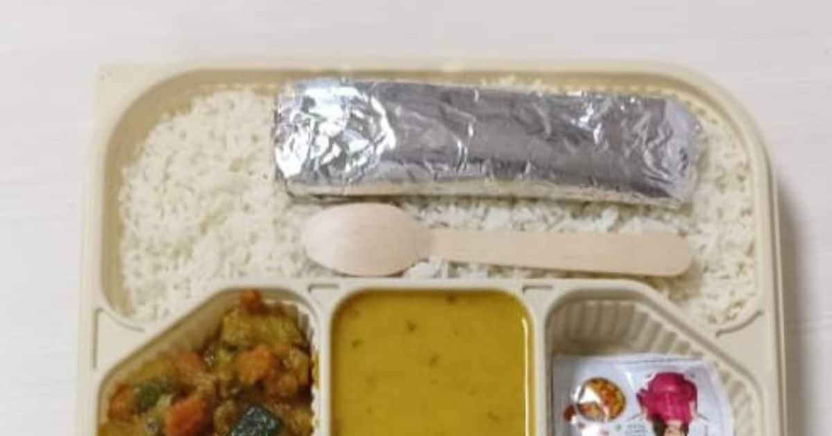 train food complaint | IRCTC food safety | Vande Bharat train food issue
