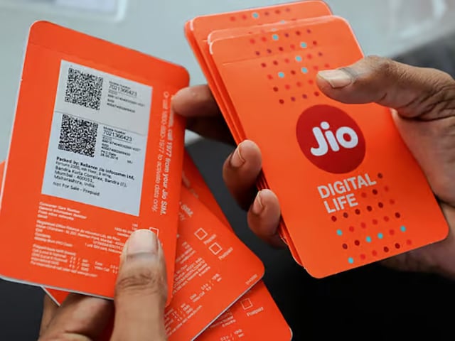 जियो ने बंद कर दिए ये दो सस्ते प्लान, अब करना पड़ेगा थोड़ा ज्यादा खर्च
