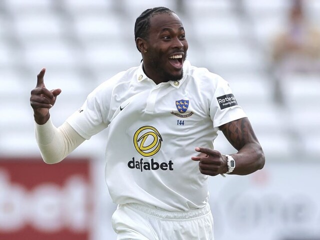 बॉक्सिंग डे टेस्ट से पहले बड़ा बॉलर हुआ बाहर, इंग्लैंड पर गहराया संकट