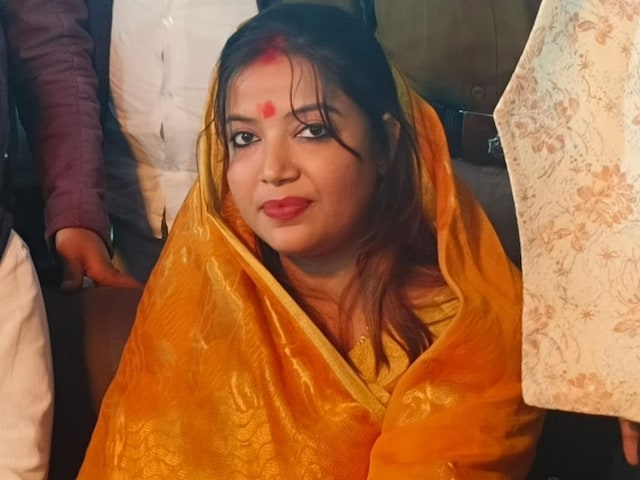 एक्टर पवन सिंह की पत्नी ज्योति सिंह का चुनावी शंखनाद, ऐसे लगाएंगी सियासी दांव