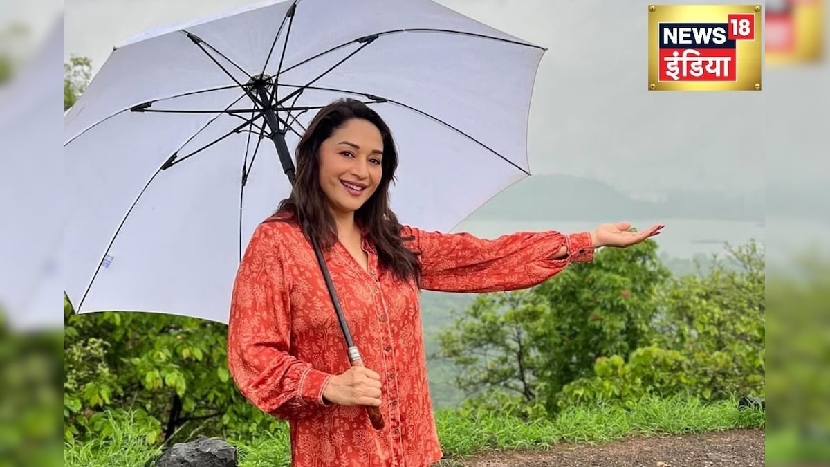 Lata Mangeshkar’s song Ricrot, Madhuri Dixit performed dance in rain