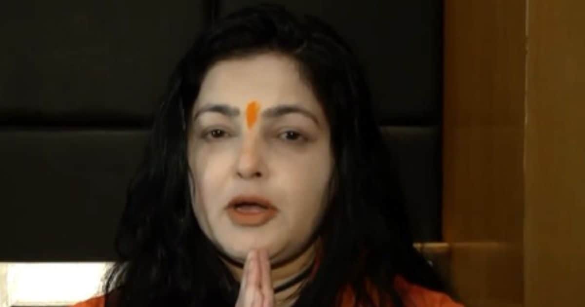 Mamta Kulkarni, who was absorbed in devotion, narrated a unique story of childhood, the reason for the name ‘Yamai’