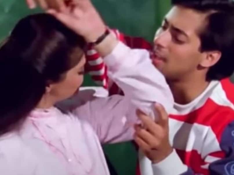 Heroine: 50 साल की सलमान खान की हीरोइन, शादीशुदा एक्टर्स के साथ रहा सीक्रेट रिलेशन, फिर भी अकेले काट रही जिंदगी Heroine: 50 साल की सलमान खान की हीरोइन, शादीशुदा एक्टर्स के साथ रहा सीक्रेट रिलेशन, फिर भी अकेले काट रही जिंदगी