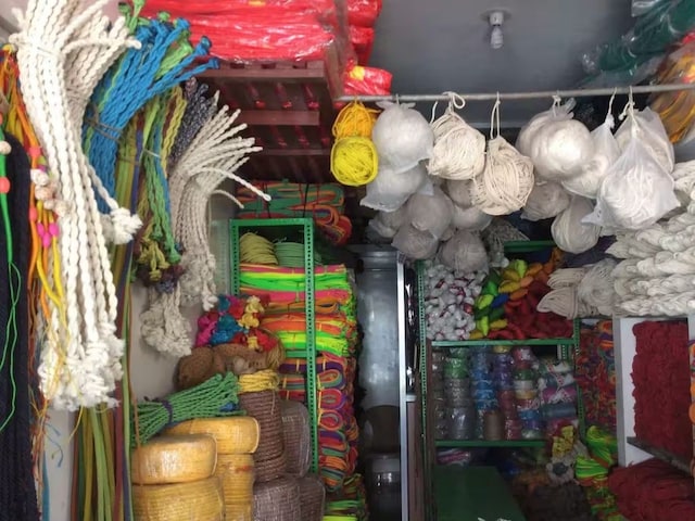 पति और पत्नी शाम को बाजार में गए, रस्सी ने रस्सी के साथ खरीदा, इस तरह की आवाजें रात में कमरे से आईं! पति और पत्नी शाम को बाजार में गए, रस्सी ने रस्सी के साथ खरीदा, इस तरह की आवाजें रात में कमरे से आईं!