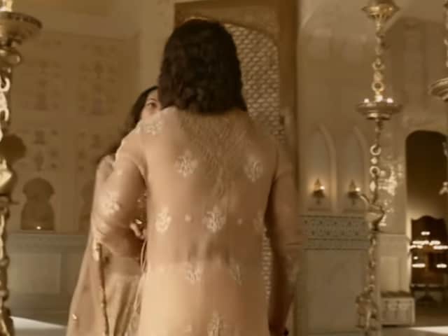 Ajay Devgan refused to do the film, the same movie cobbed this hero