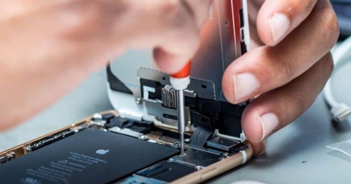 Tach – फोन र‍िपेयर करने के ल‍िए मोबाइल देते वक्‍त क्‍या आप भी देते हैं अपना Password? 99% नहीं जानते सही तरीका