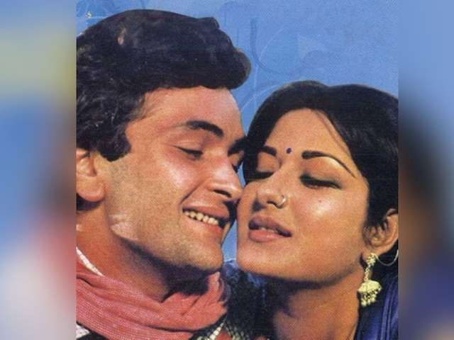 एक झूठ ने मचा दी इस फिल्म के शूटिंग सेट पर अफरा-तफरी, मिथुन की वजह से खून से लथपथ हुए ऋषि कपूर! एक झूठ ने मचा दी इस फिल्म के शूटिंग सेट पर अफरा-तफरी, मिथुन की वजह से खून से लथपथ हुए ऋषि कपूर!