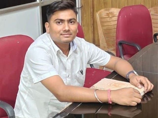 फेस, कमर और जांघ पर जले का निशान, सरसी PS के डाटा एंट्री ऑपरेटर की मौत पर सवाल