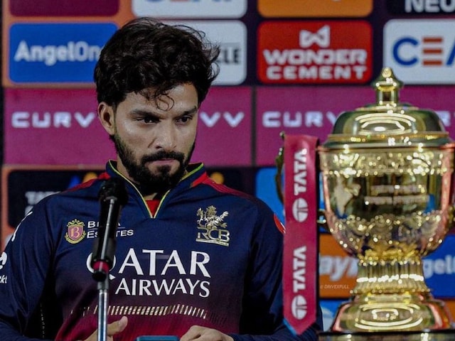 Virat Kohli took all the credit ... not even asked Rajat Patidar! Virat Kohli took all the credit ... not even asked Rajat Patidar!