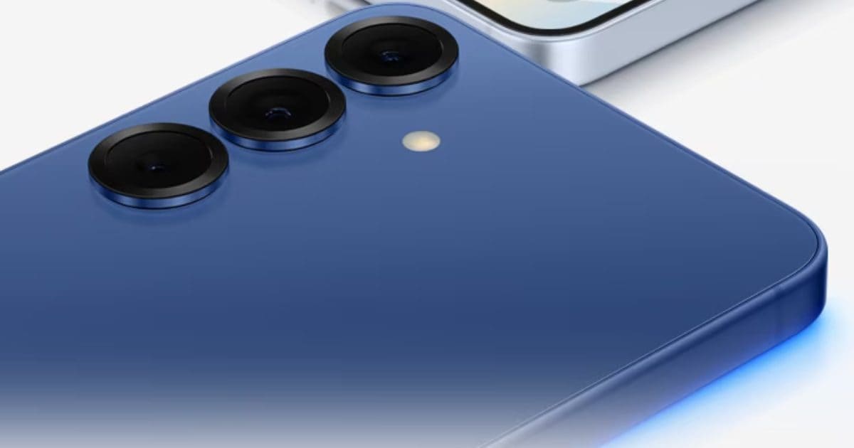 Tach – लॉन्‍च कीमत से 15000 रुपये कम दाम में म‍िल रहा ये AI फीचर वाला प्रीम‍ियम फोन, चेक करें डील