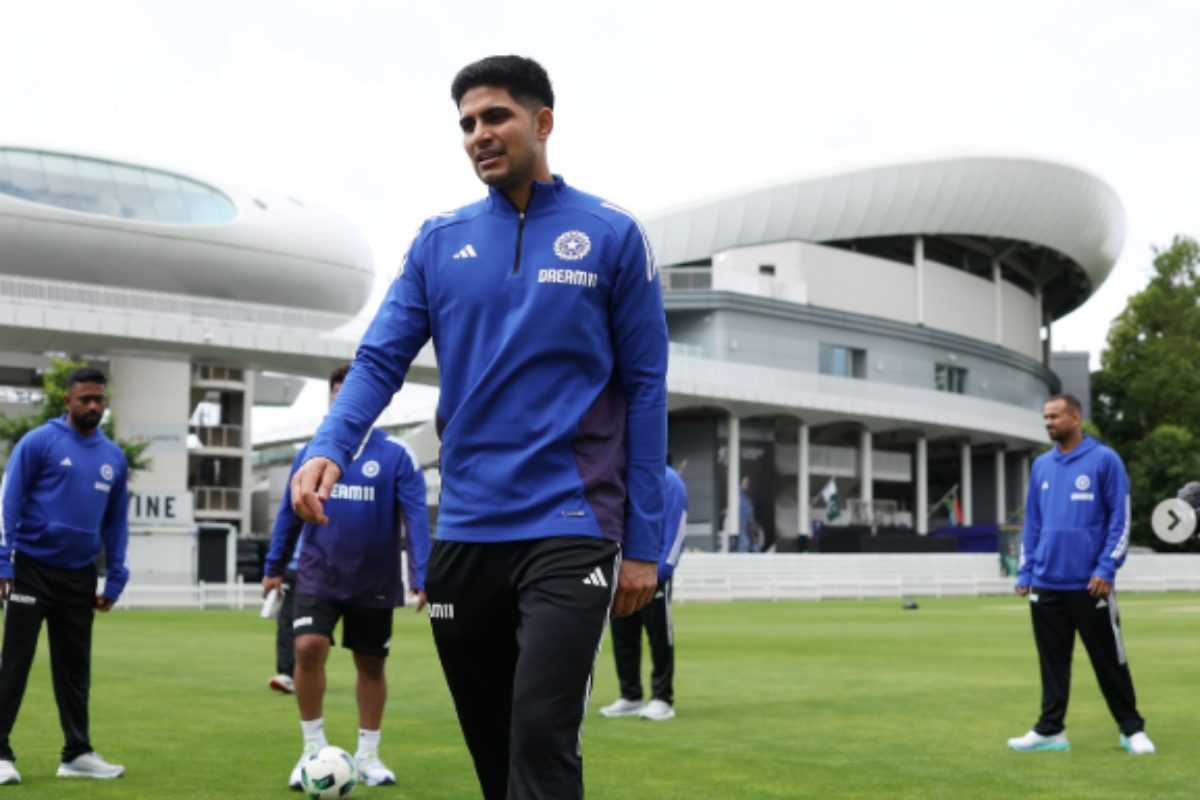 वह स्मार्ट क्रिकेटर है, पूर्व हेड कोच ने गिल की तारीफ में गढ़े कसीदे