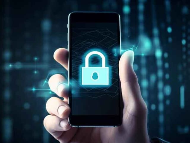 Face Unlock, फिंगरप्रिंट या Passcode? स्मार्टफोन को सबसे मजबूत सिक्योरिटी कौन देता है, जानें Face Unlock, फिंगरप्रिंट या Passcode? स्मार्टफोन को सबसे मजबूत सिक्योरिटी कौन देता है, जानें