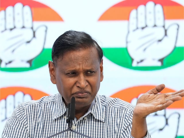  उदित राज ने सोशल मीडिया में पोस्‍ट की ऐसी बात, भड़क गई कांग्रेस