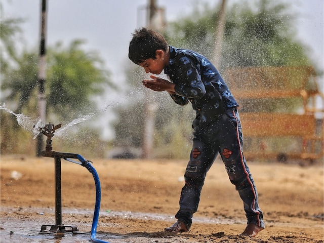 भीषण गर्मी ने तोड़ा 2025 का रिकॉर्ड, बंगाल की खाड़ी से मिला बड़ा सिग्नल भीषण गर्मी ने तोड़ा 2025 का रिकॉर्ड, बंगाल की खाड़ी से मिला बड़ा सिग्नल