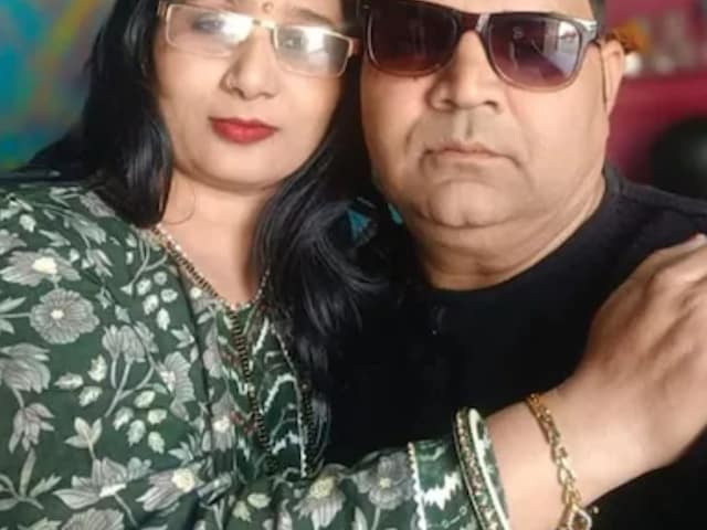 आवाज रात के बीच में माता -पिता के कमरे से आई, खाट ने किया, बेटे ने सब कुछ देखा! आवाज रात के बीच में माता -पिता के कमरे से आई, खाट ने किया, बेटे ने सब कुछ देखा!