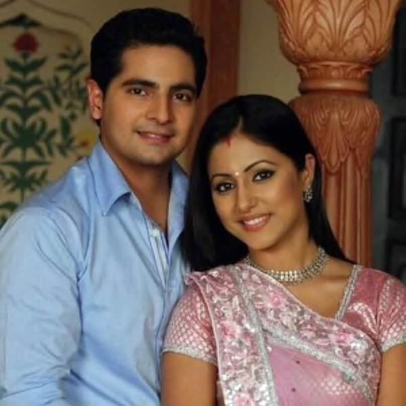 Akshara and Naitik: Yeh Rishta Kya Kehlata Hai’s Akshara (Hina Khan) and Naitik (Karan Mehra) also won audience hearts. The show portrayed their journey of falling in love while navigating family challenges. (Image: Instagram)