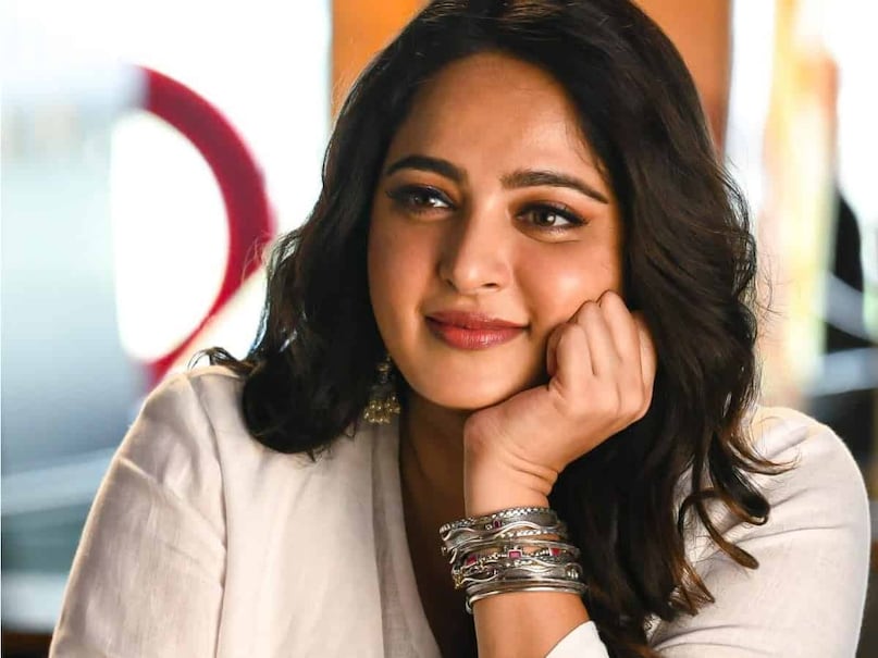 Anushka Shetty, Anushka Shetty first love, Anushka Shetty 6th class love, Anushka first love, Anushka 6th class love, Anushka love stories, Anushka love, Anushka career, Anushka ghati, Anushka movies, Anushka, अनुष्का शेट्टी, अनुष्का शेट्टी को जब पहली बार मिला लव प्रोपोजल, प्रभास और अनुष्का लव स्टोरी