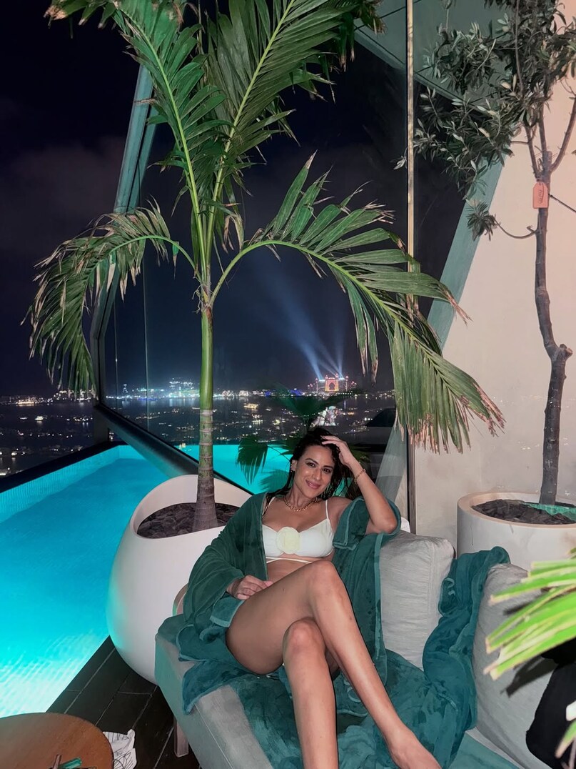 Nia sharma in dubai Nia sharma in dubai