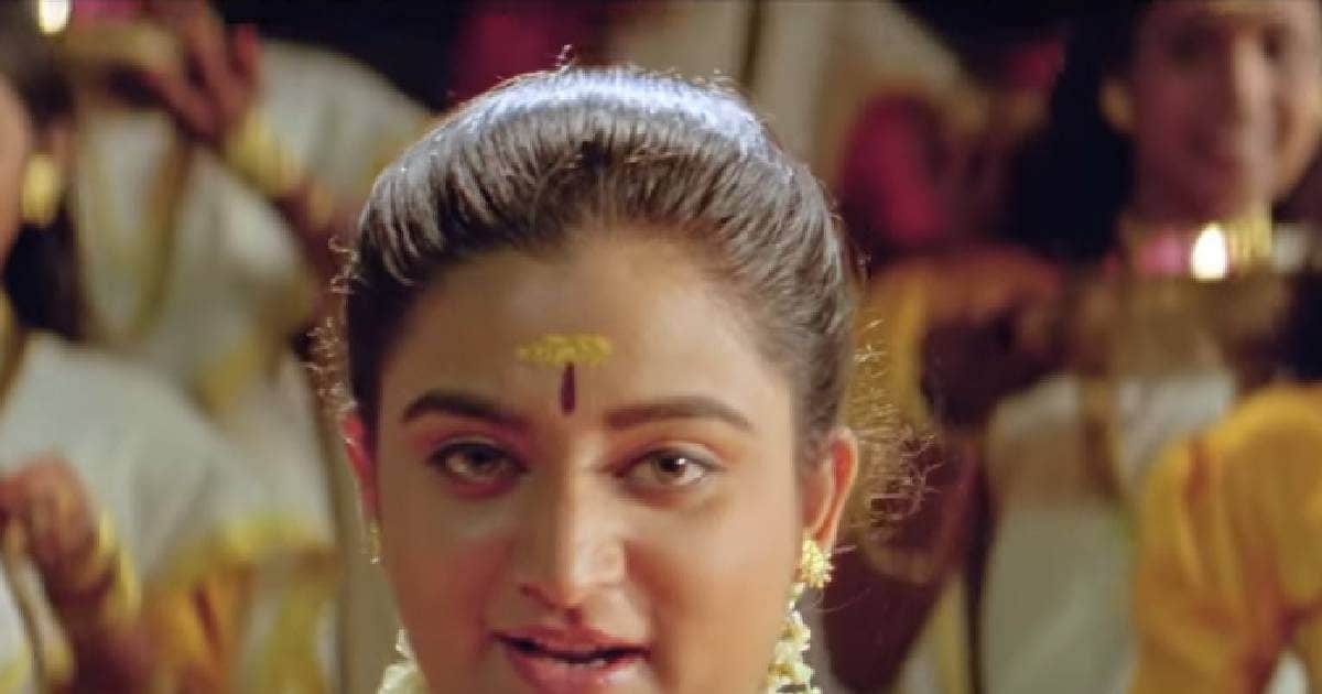 साउथ की ये ग्लैमरस हीरोइन! एक्टिंग छोड़ बन गई धर्म गुरु,  ममूटी-मोहनलाल संग हिट फिल्मों में आ चुकीं नजर