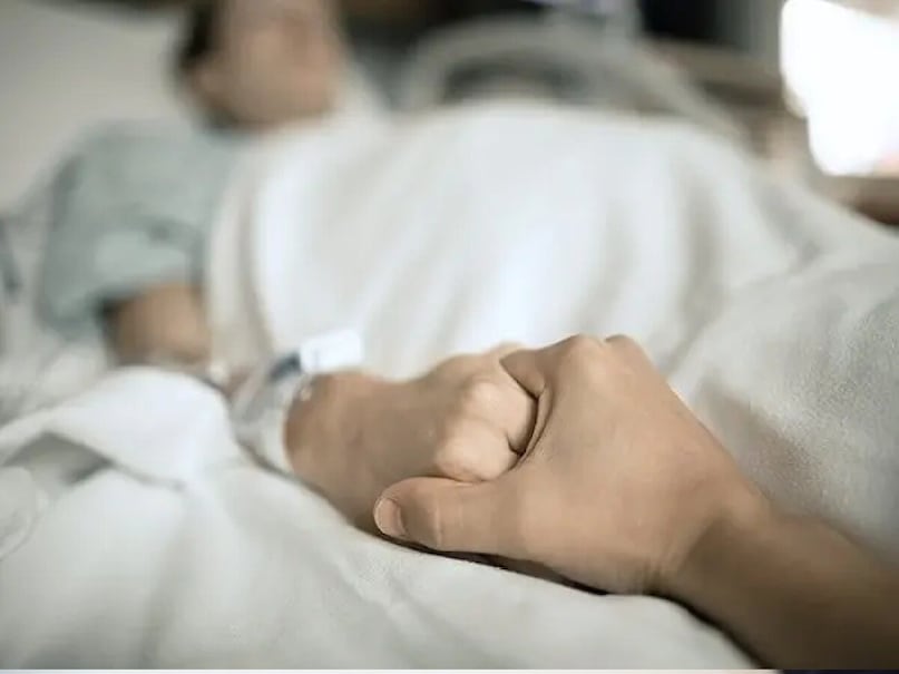 ভাইটাল সাইন স ওঠ ওঠানামা-ব্লাড প্রেশার কমে কমে পারে, হার্টবিট হ হয়ে অনিয়মিতায়, পালস প দুর্বল হয়ে হয়ে হয়ে হয়ে হয়ে হয়ে হয়ে হয়ে, শ্বাসপ্রশ্বাস ধীর ধীর ধীর যায়.