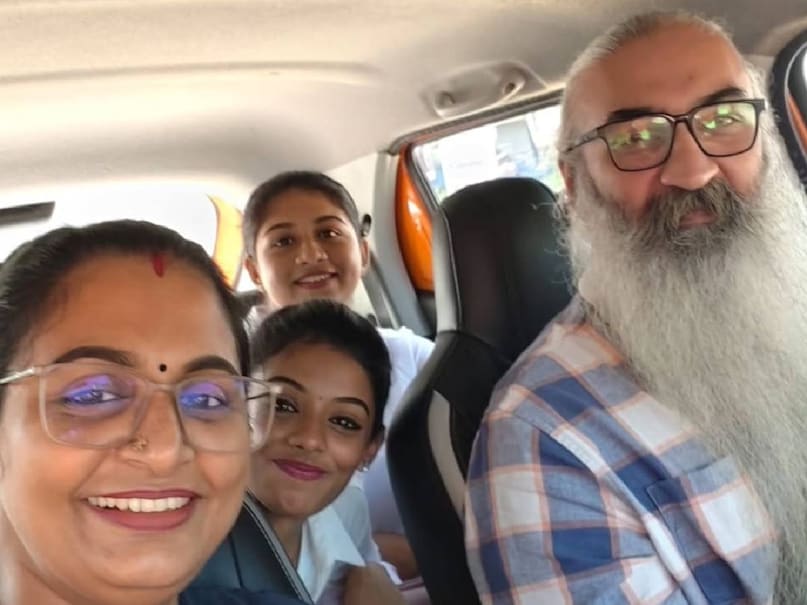 Divya Sreedhar, Kriss Venugopal, Divya Sreedhar daughter maya, Cyberbullying Divya Sreedhar, Maya's Higher Education, Divya Sreedhar family, दिव्या श्रीधर, दिव्या श्रीधर की बेटी, दिव्या श्रीधर और क्रिस वेणुगोपाल, क्रिस वेणुगोपाल 
