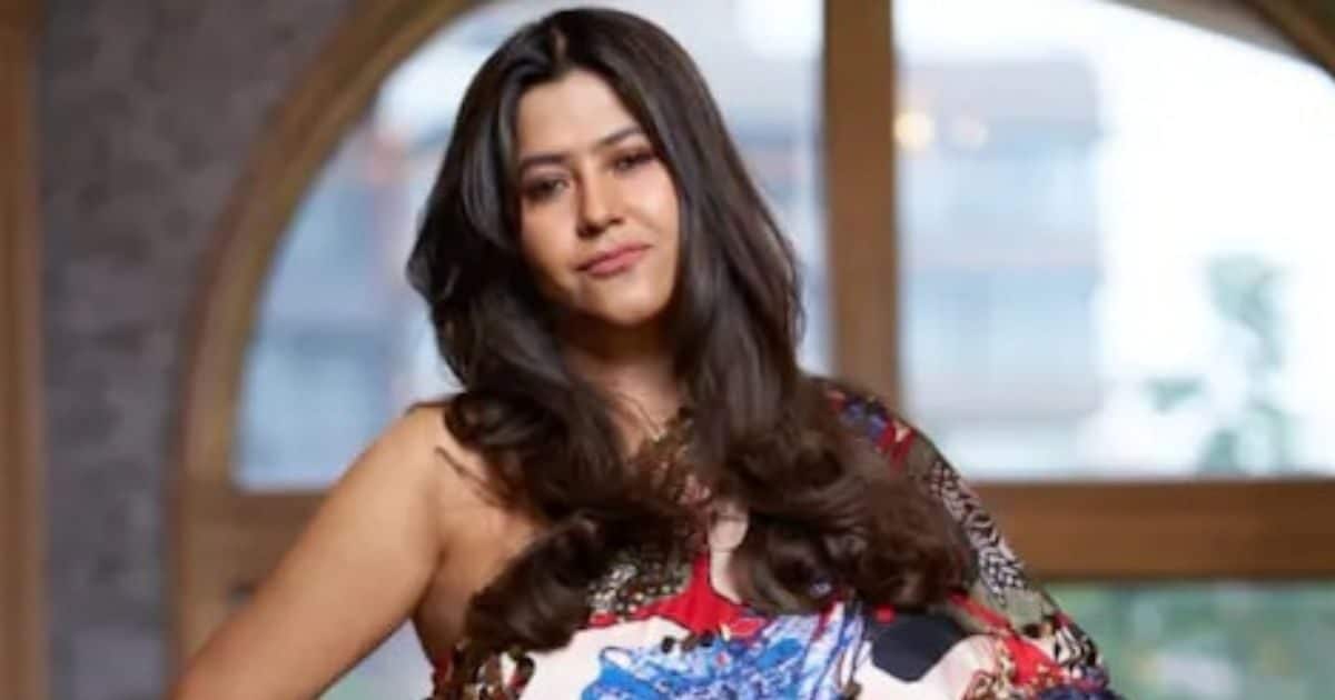 ‘एकता कपूर ने बर्बाद कर दी भारतीय संस्कृति’, फिल्ममेकर ने लगाया आरोप, कहा- ‘1 लड़की की 3 लोगों के साथ…’