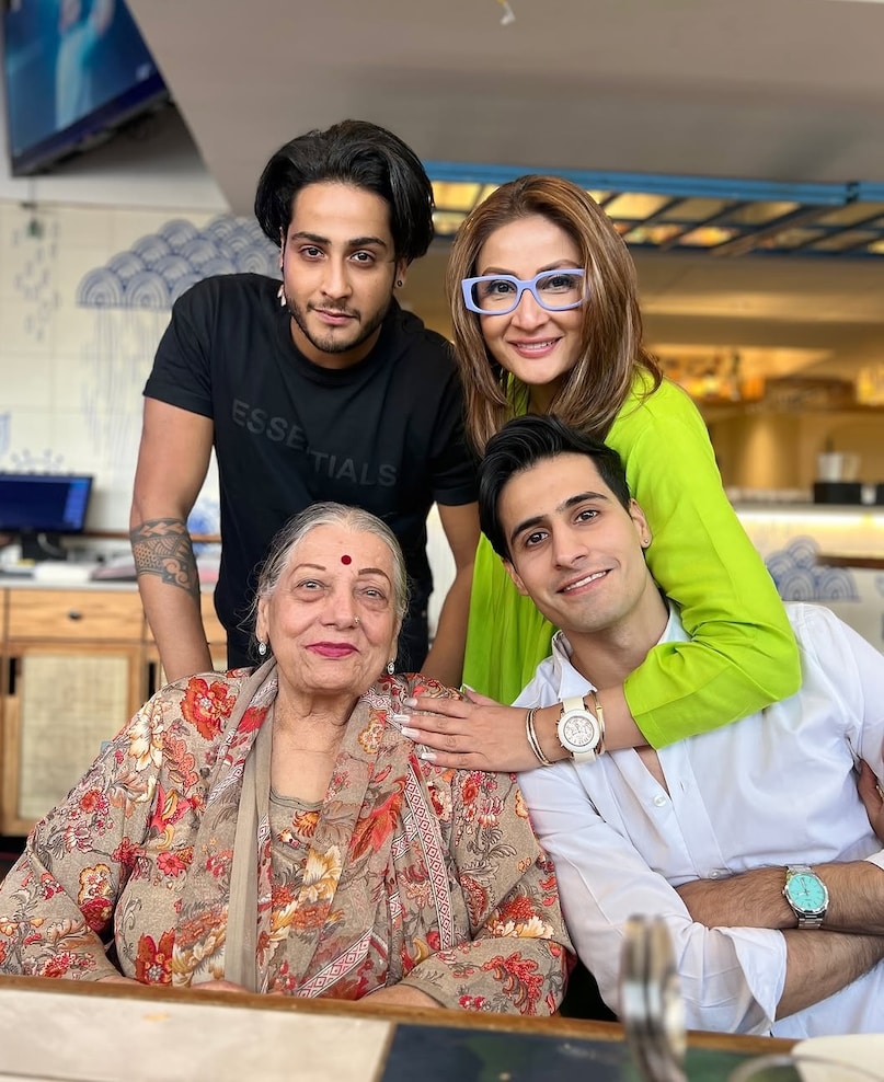 Urvashi Dholakia, urvashi dholakia birthday, kamolika, kasatii zindagii kay show urvashi dholakia career, urvashi dholakia photos, Urvashi Dholakia, Urvashi Dholakia Birthday, Urvashi Dholakia Birthday, Urvashi Dholakia Komolika, Urvashi Dholakia Photos