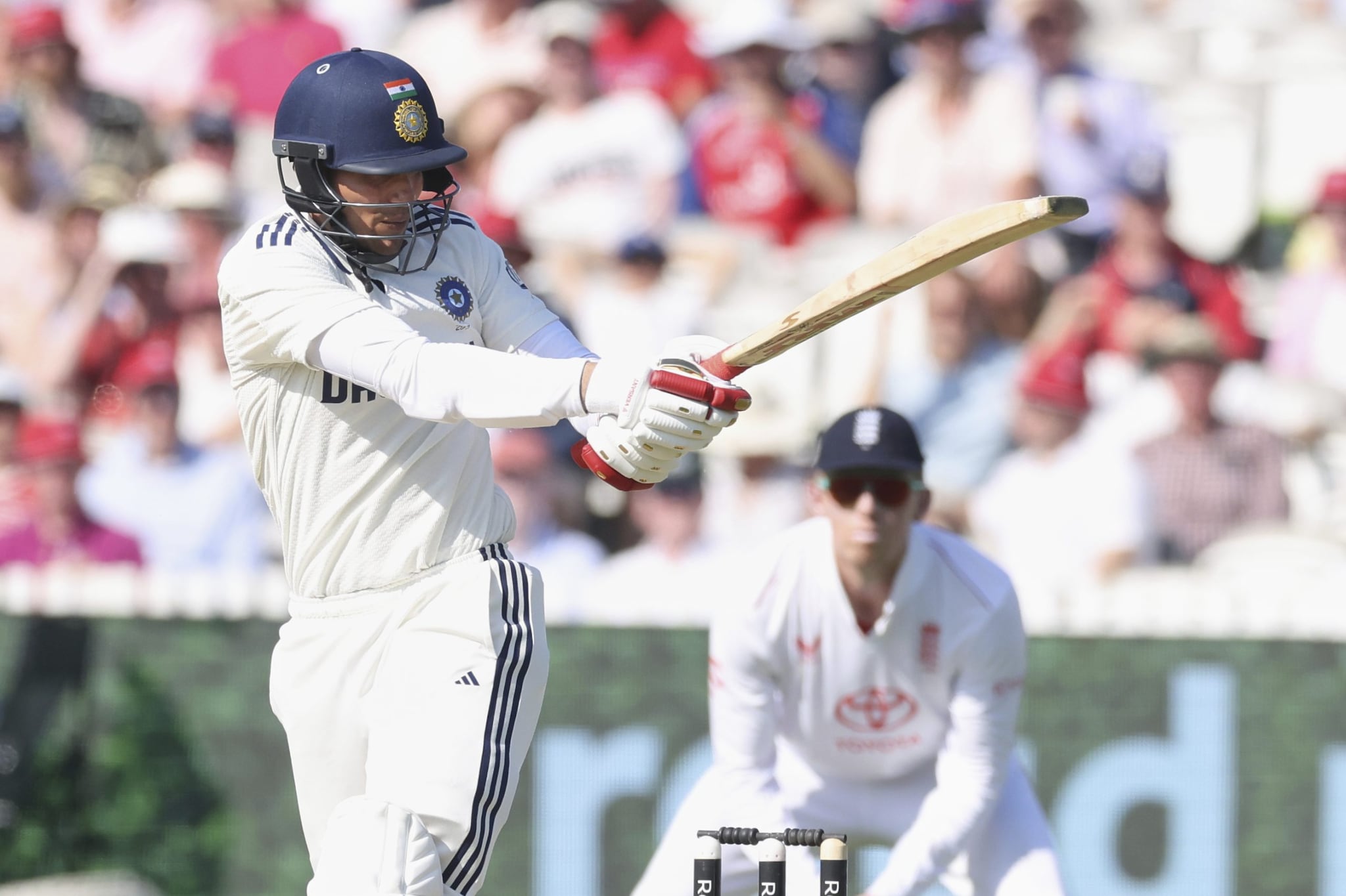 Shubman Gill, Shubman Gill most runs in india vs England test series, India vs Englad, Shubman Gill breaks Rahul Dravid record, Shubman Gill overtooks Rahul Dravid record, Shubman Gill batting vs England, Shubman Gill most runs in ind vs eng test series, शुभमन गिल, भारत वर्सेस इंग्लैंड 