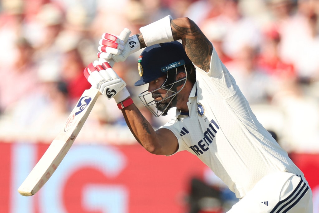 KL Rahul, KL Rahul Century, KL Rahul hundred, KL Rahul test hundred, IND vs ENG, KL Rahul Century vs England, India tour of England, Rishabh Pant, KL Rahil Rishabh Pant, KL Rahul century news, cricket news, cricket hindi news, latest hindi cricket news, केएल राहुल, ऋषभ पंत 