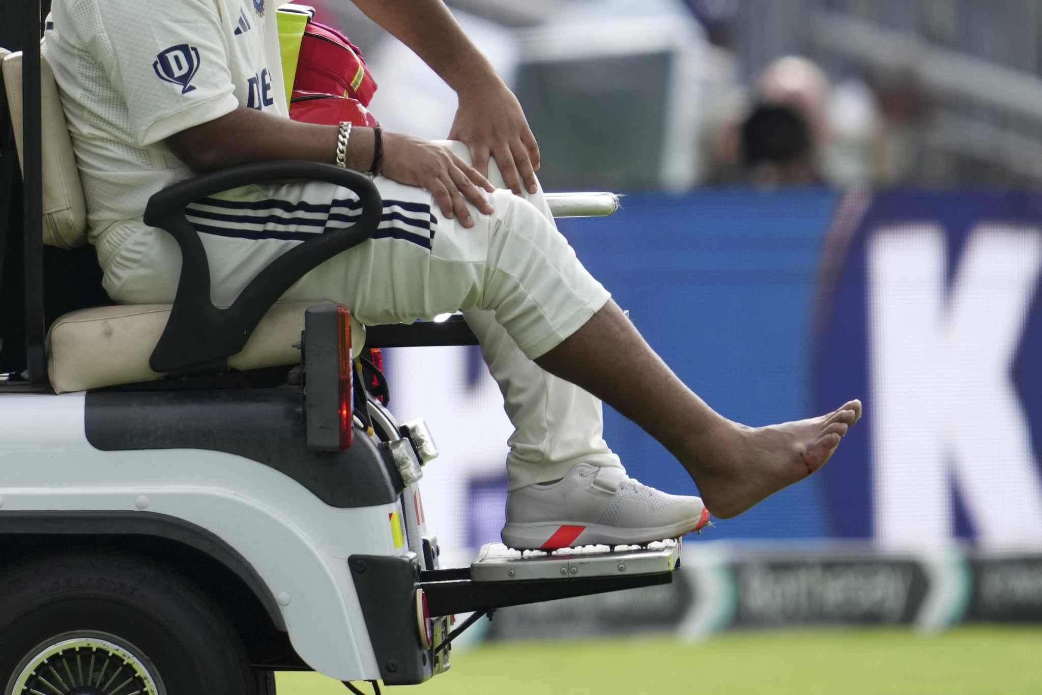 Rishabh Pant, Rishabh Pant out of DPL, Rishabh Pant Delhi Premier league, Rishabh Pant out of DPL, Rishabh Pant Fracture, Rishabh Pant injury, Rishabh Pant foot injury, Rishabh Pant injured, Delhi Premier League, ऋषभ पंत, पुरानी दिल्ली, दिल्ली प्रीमियर लीग 