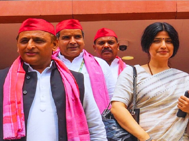 पिछड़ों का वोट डिलीट कर चुनाव जीतती है BJP- प्रिंट रसीद लेकर पहुंचे अखिलेश