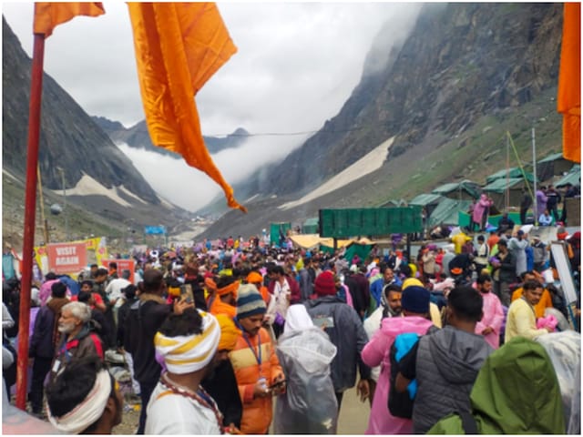 अब तक 2.73 लाख से अधिक श्रद्धालुओं ने किए बाबा बर्फानी के दर्शन अब तक 2.73 लाख से अधिक श्रद्धालुओं ने किए बाबा बर्फानी के दर्शन