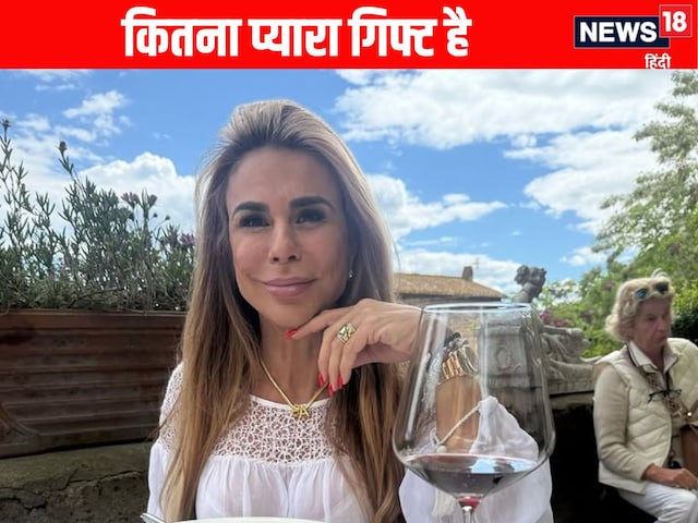 जुड़वां भाइयों संग रोमांस कर चुकी 55 की दादी, बेटी के दोस्त बनना चाहते हैं BF! जुड़वां भाइयों संग रोमांस कर चुकी 55 की दादी, बेटी के दोस्त बनना चाहते हैं BF!