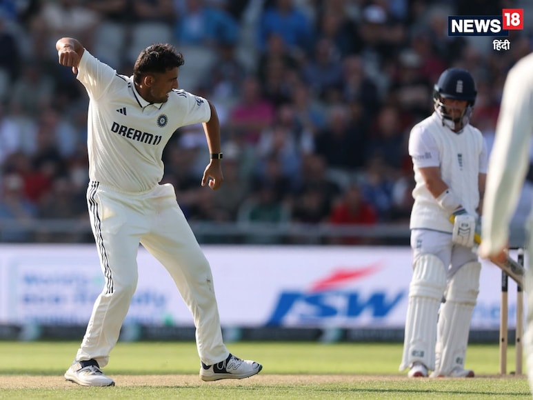 Ben Duckett and Anshul Kambo