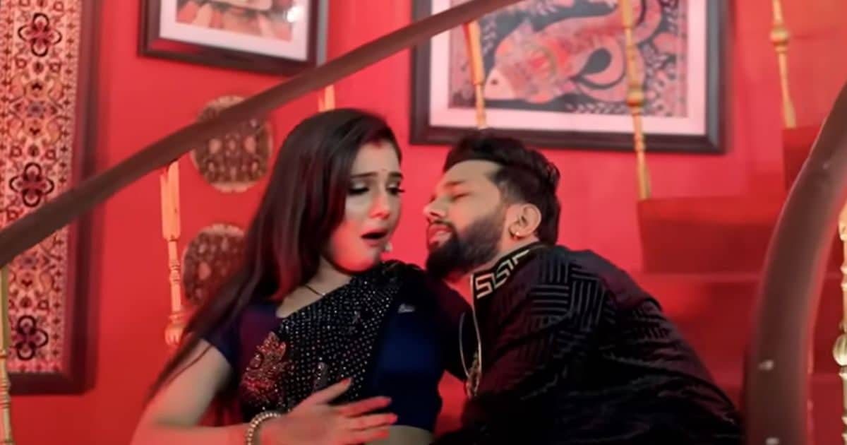 Dard in Hua Dehi of Hasina …. This song of Neelkamal will make it drunk, there is a scene