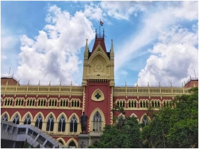 रेप मामले में फंसे कार्तिक महाराज के लिए राहत! कलकत्ता हाईकोर्ट ने क्या कहा?