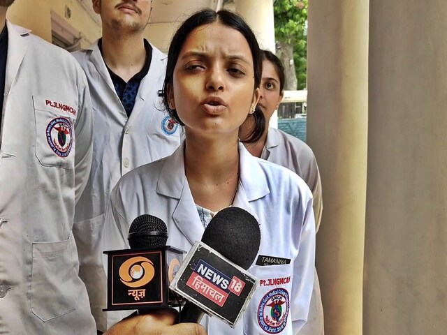 हिमाचल में MBBS स्टूडेंट और स्थानीय लोग में झड़प, 6 छात्र घायल, गले पर वार किय