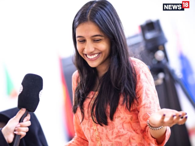 Divya Deshmukh gets 43 lakhs for becoming the youngest woman world chase champion Divya Deshmukh gets 43 lakhs for becoming the youngest woman world chase champion