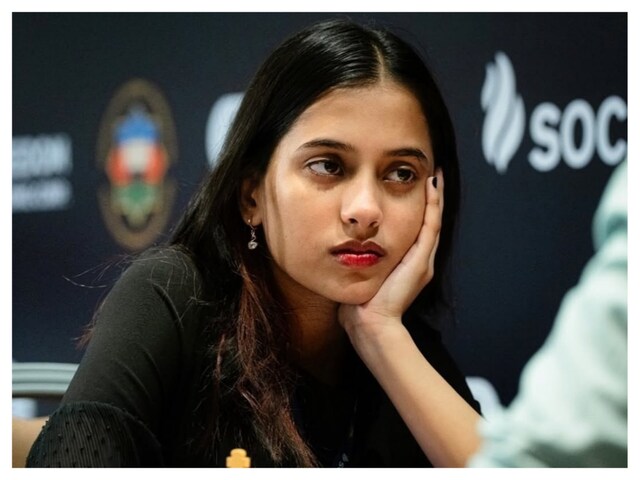 फिडे विश्व कप 2025: दिव्या देशमुख को वाइल्ड कार्ड, डी गुकेश समेत 20 भारतीय