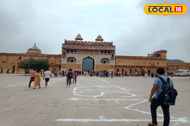Tourists increased in Jaipur Tourists increased in Jaipur