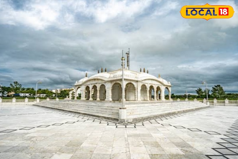 Travel, Travel in Bihar, Vacation in Bihar, Tourist Place in Bihar, Tourist Place, Summer Vacation, Local 18, Rajgeer, Nalanda