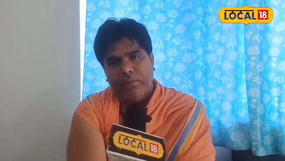 Aaj Ka Kumbh Rashifal: आज कुंभ राशि पर बरसेगा भाग्य का साथ, इन चीजों से सावधान