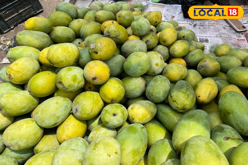 King of fruits mangoes 