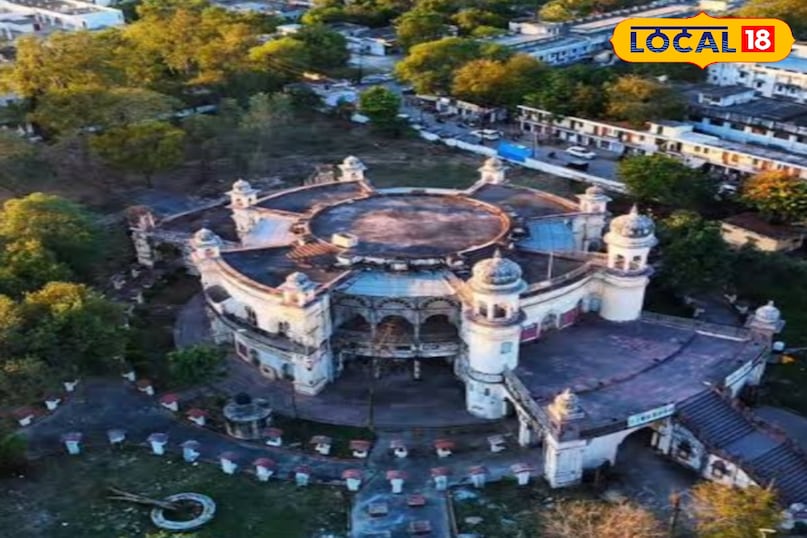 अकाल के कारण हुआ था भवन का निर्माण.